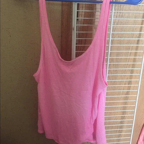 Abercrombie and Fitch tank tops - Picture 2 of 7